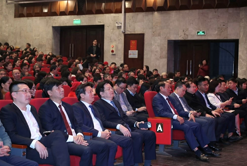 Chương trình nghệ thuật 'Đường lên phía trước' lan tỏa niềm tin và khát vọng phát triển đất nước