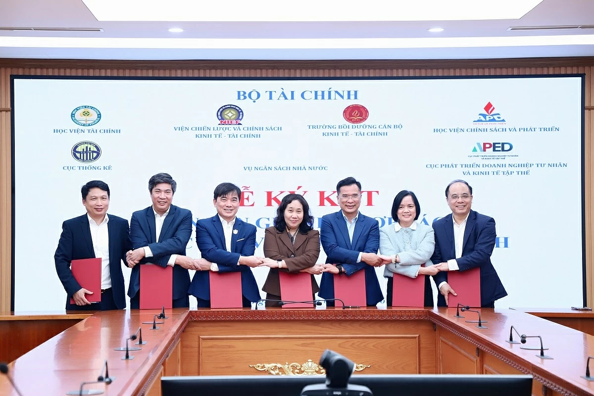 Tăng cường phối hợp nghiên cứu khoa học, đào tạo và tham mưu chính sách trong ngành Tài chính