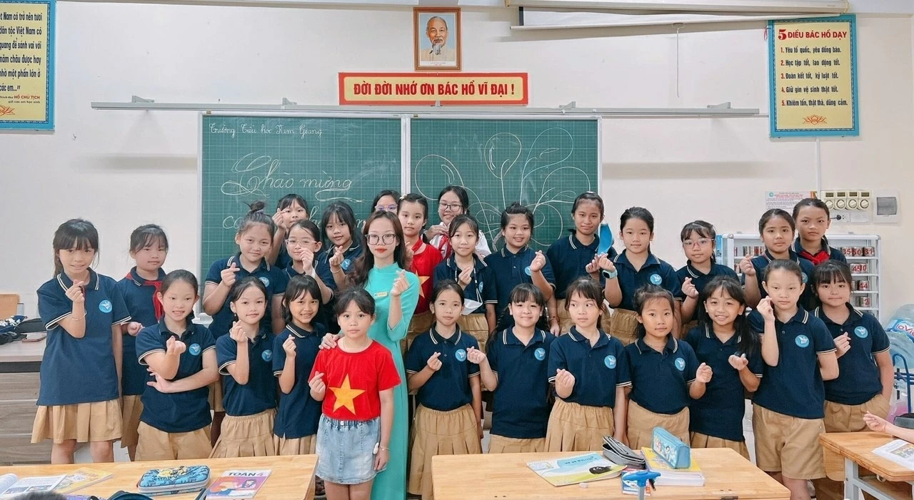 Bộ GD&ĐT ban hành quy tắc ứng xử của nhà giáo Bộ GD&ĐT ban hành quy tắc ứng xử của nhà giáo