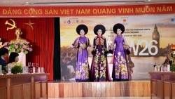 Áo dài Fashion Week London 2026: Đưa biểu tượng văn hóa Việt vào dòng chảy thời trang thế giới