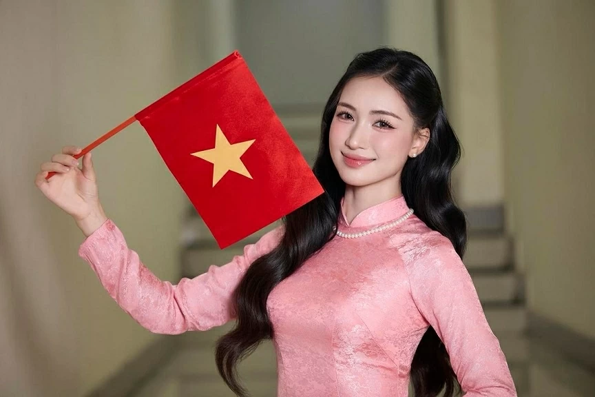 Số Tết: Hòa Minzy: Kể chuyện quê hương bằng âm nhạc Hòa Minzy: Kể chuyện quê hương bằng âm nhạc