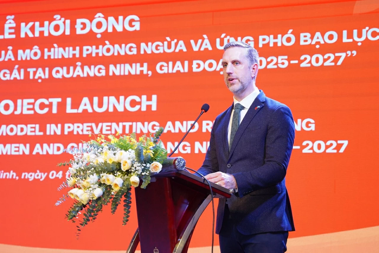 UNFPA và Sở Y tế tỉnh Quảng Ninh khởi động dự án tăng cường phòng ngừa và ứng phó bạo lực đối với phụ nữ và trẻ em gái UNFPA và Sở Y tế tỉnh Quảng Ninh khởi động dự án tăng cường phòng ngừa và ứng phó bạo lực đối với phụ nữ và trẻ em gái