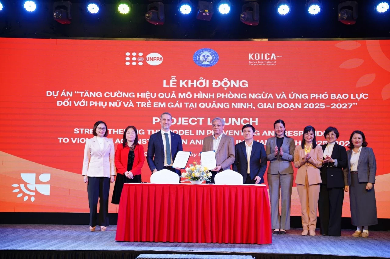 UNFPA và Sở Y tế tỉnh Quảng Ninh khởi động dự án tăng cường phòng ngừa và ứng phó bạo lực đối với phụ nữ và trẻ em gái UNFPA và Sở Y tế tỉnh Quảng Ninh khởi động dự án tăng cường phòng ngừa và ứng phó bạo lực đối với phụ nữ và trẻ em gái
