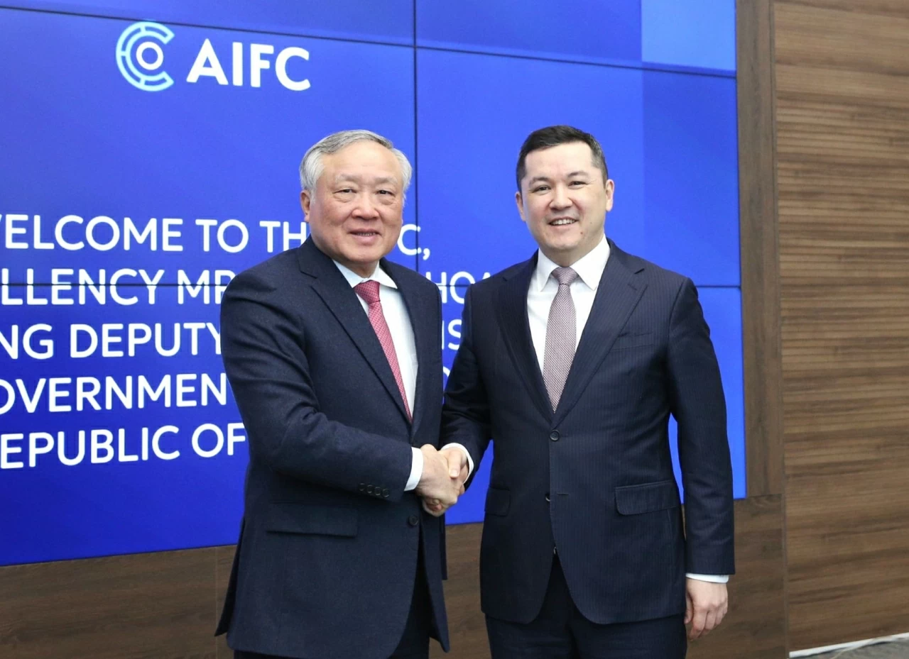 Kazakhstan hy vọng Trung tâm tài chính quốc tế tại Việt Nam thu hút được nhiều vốn nước ngoài Kazakhstan hy vọng Trung tâm tài chính quốc tế tại Việt Nam thu hút được nhiều vốn nước ngoài