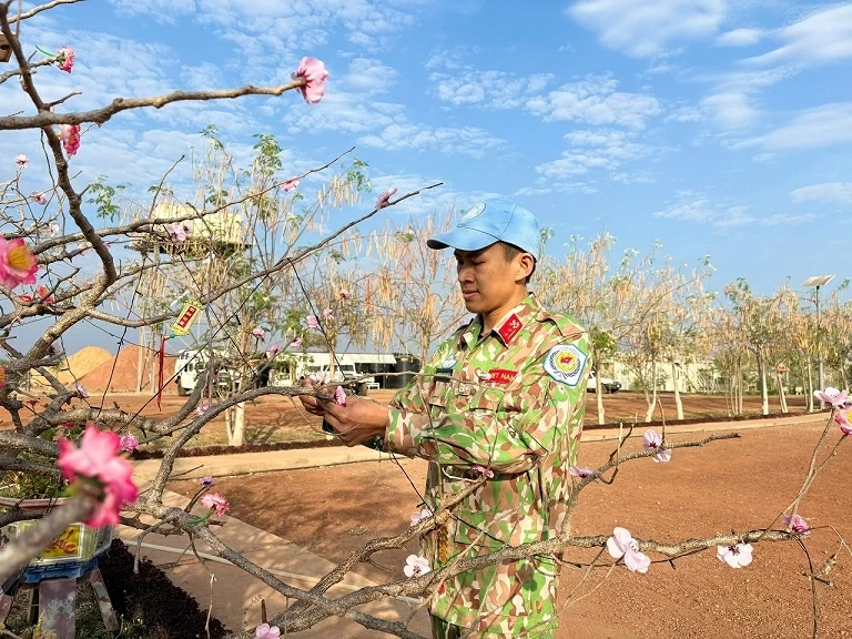 Lính công binh Việt Nam chuẩn bị đón một cái Tết thật đặc biệt