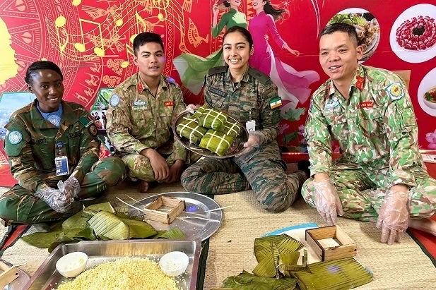 Lính công binh Việt Nam chuẩn bị đón một cái Tết thật đặc biệt