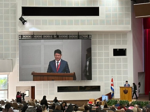 Củng cố, phát triển quan hệ hợp tác hữu nghị truyền thống về pháp luật, tư pháp giữa Việt Nam và Cuba Củng cố, phát triển quan hệ hợp tác hữu nghị truyền thống về pháp luật, tư pháp giữa Việt Nam và Cuba