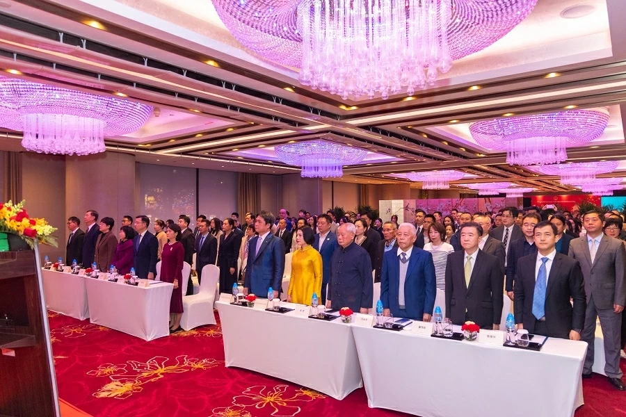 Long trọng kỷ niệm 76 năm quan hệ ngoại giao Việt Nam-Trung Quốc và Xuân Quê hương 2026 tại Quảng Châu Long trọng kỷ niệm 76 năm quan hệ ngoại giao Việt Nam-Trung Quốc và Xuân Quê hương 2026 tại Quảng Châu