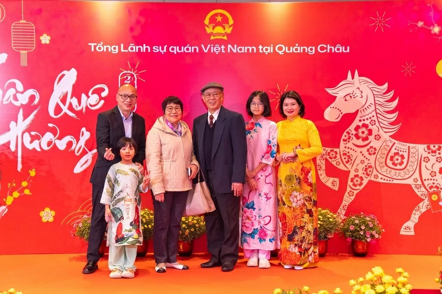 Long trọng kỷ niệm 76 năm quan hệ ngoại giao Việt Nam-Trung Quốc và Xuân Quê hương 2026 tại Quảng Châu