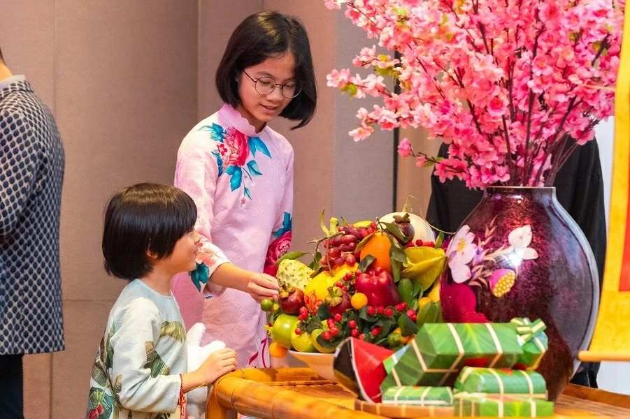 Long trọng kỷ niệm 76 năm quan hệ ngoại giao Việt Nam-Trung Quốc và Xuân Quê hương 2026 tại Quảng Châu