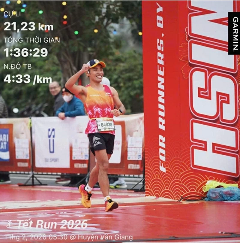 AVIRACE cùng NAG chạy bộ Tuấn Quách xuất sắc hoàn thành cự ly 21 km.