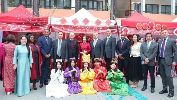 Điểm hẹn giao lưu Tết cổ truyền giữa sinh viên Hà Nội và bạn bè quốc tế