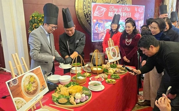 Phở Việt chinh phục thực khách quốc tế tại Bắc Kinh Phở Việt chinh phục thực khách quốc tế tại Bắc Kinh