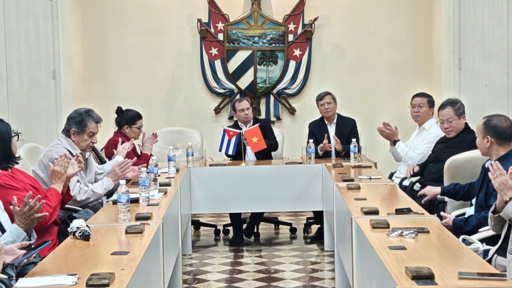 Hội thảo kỷ niệm 60 năm tuyên bố lịch sử của Fidel Castro 'Vì Việt Nam, Cuba sẵn sàng hiến dâng cả máu của mình'