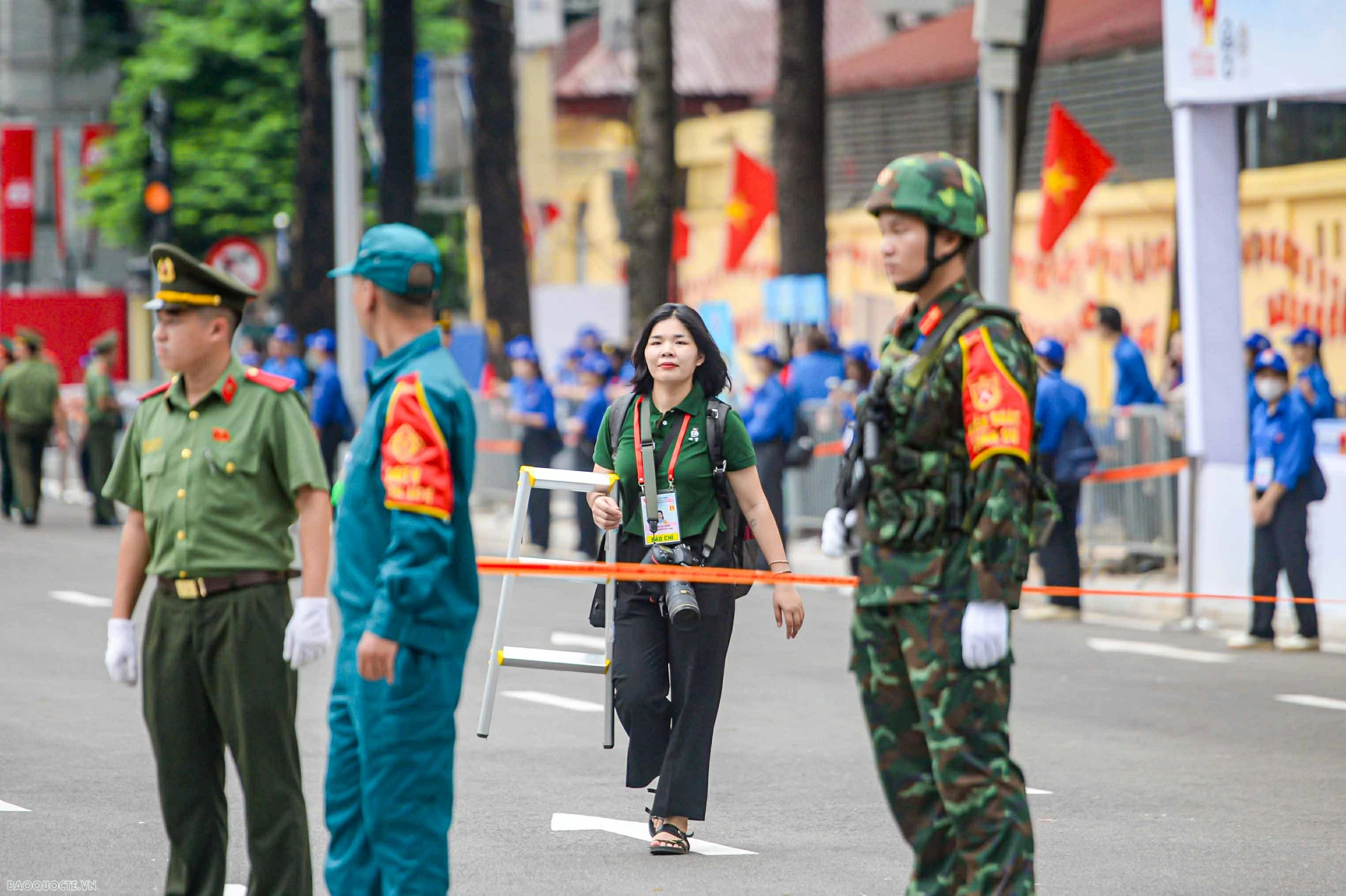 37. Số Tết: Chúng tôi sống cùng khoảnh khắc đối ngoại 37. Số Tết: Chúng tôi sống cùng khoảnh khắc đối ngoại