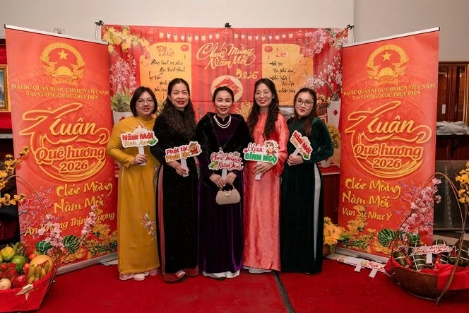 Mang hương vị Tết Việt đến Thủ đô của Thụy Điển Mang hương vị Tết Việt đến Thủ đô của Thụy Điển