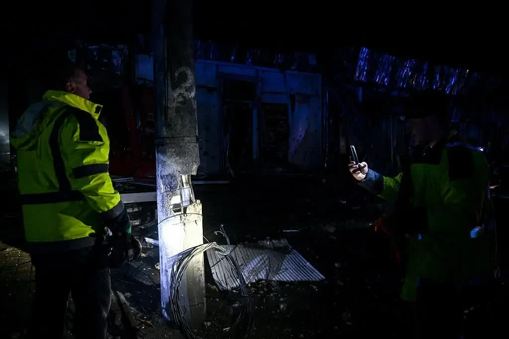 Trước loạt tập kích quy mô lớn của Nga, Ukraine mất điện trên phạm vi toàn quốc