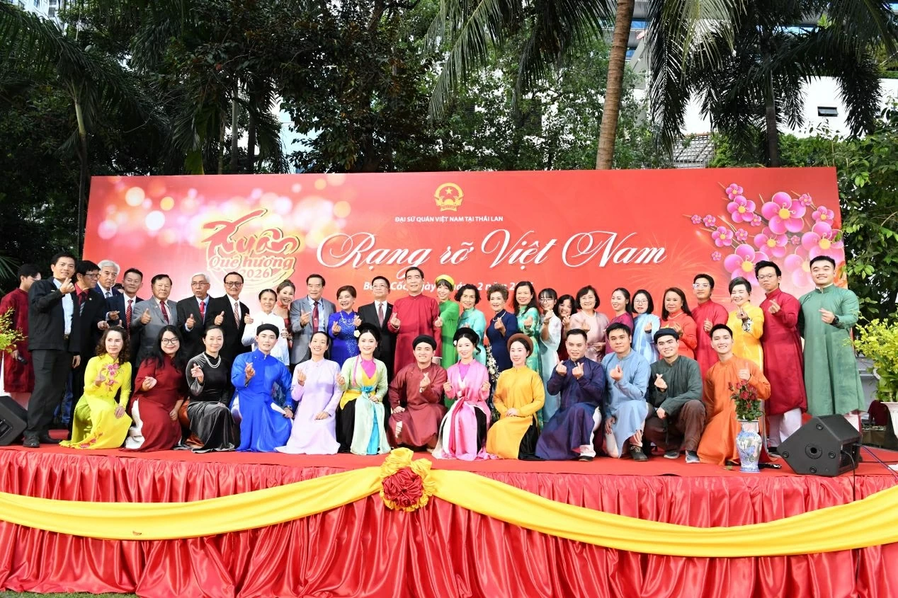 Tết cộng đồng ‘Rạng rỡ Việt Nam’ tại Thái Lan Tết cộng đồng ‘Rạng rỡ Việt Nam’ tại Thái Lan