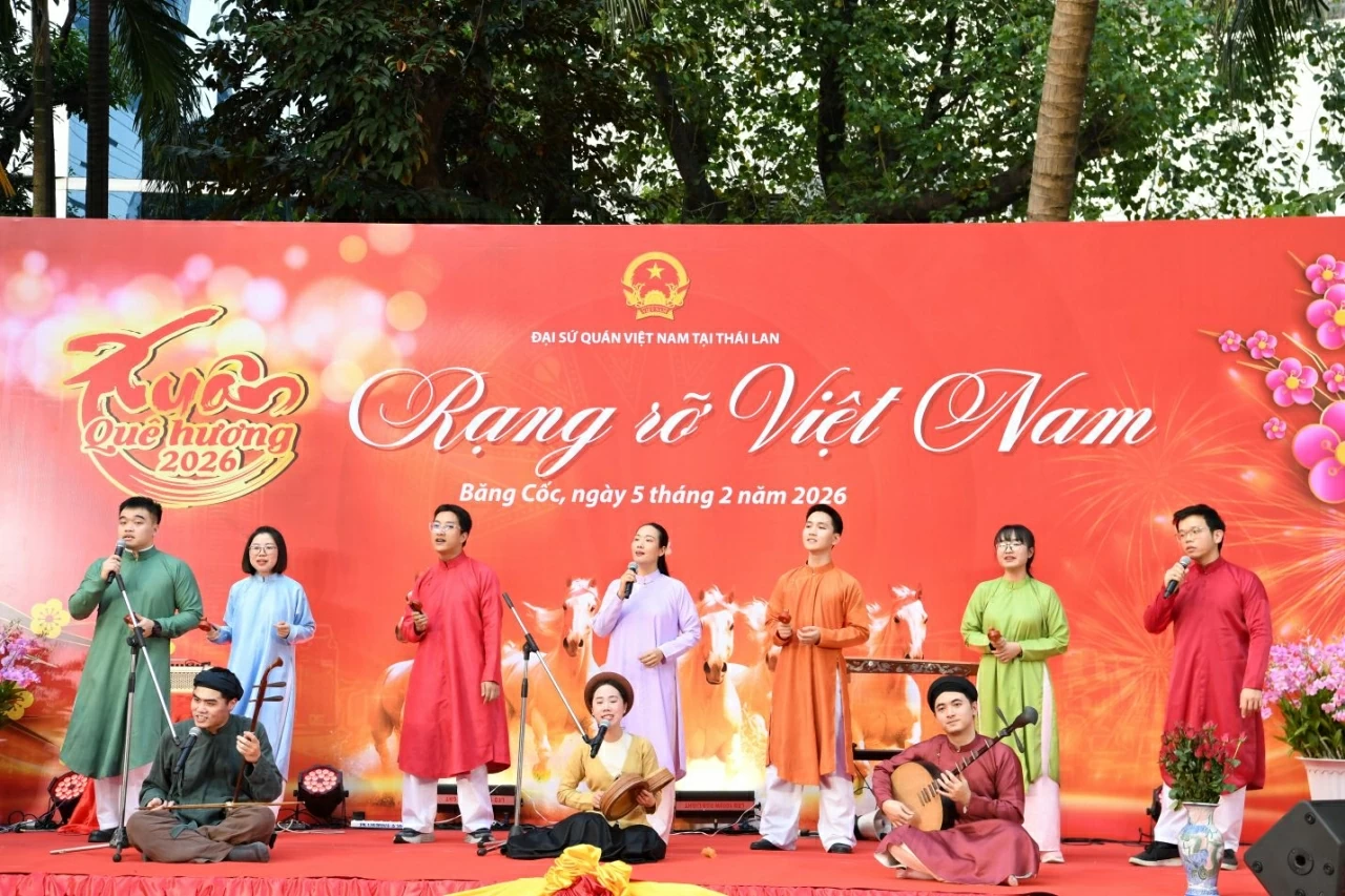 Tết cộng đồng ‘Rạng rỡ Việt Nam’ tại Thái Lan Tết cộng đồng ‘Rạng rỡ Việt Nam’ tại Thái Lan