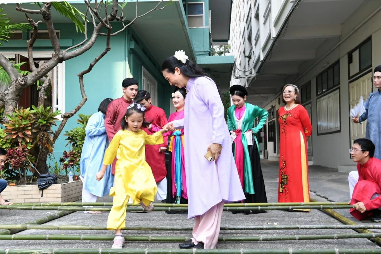 Tết cộng đồng ‘Rạng rỡ Việt Nam’ tại Thái Lan Tết cộng đồng ‘Rạng rỡ Việt Nam’ tại Thái Lan