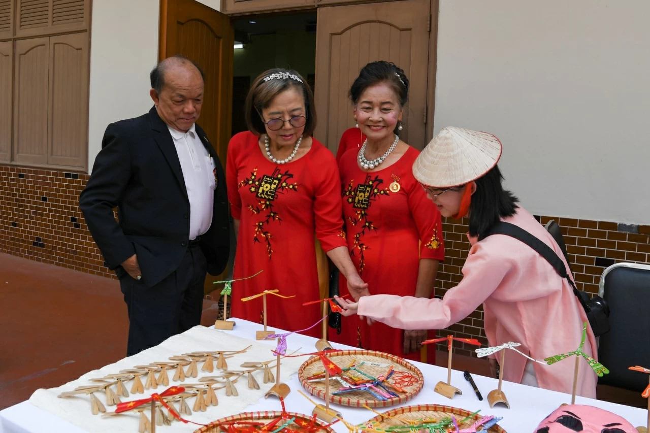 Tết cộng đồng ‘Rạng rỡ Việt Nam’ tại Thái Lan Tết cộng đồng ‘Rạng rỡ Việt Nam’ tại Thái Lan