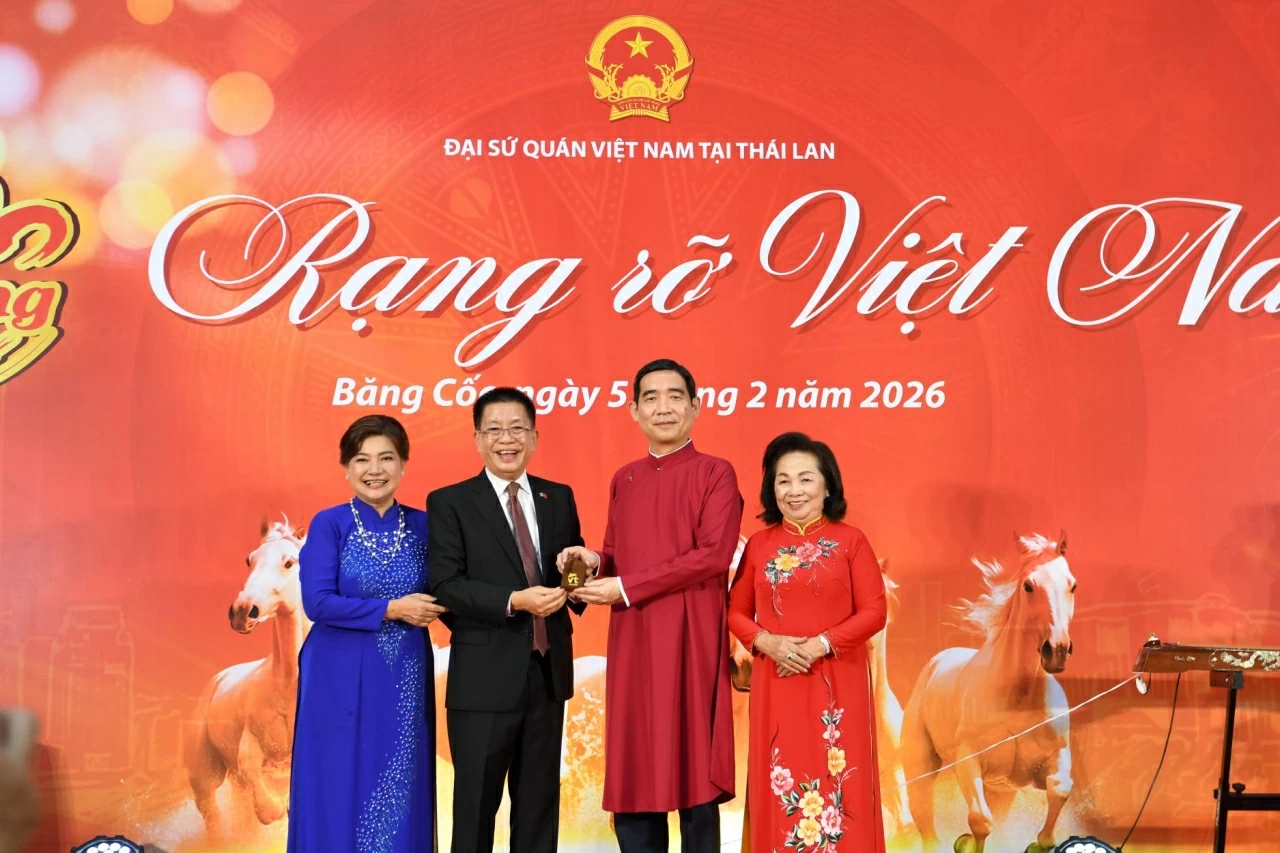 Tết cộng đồng ‘Rạng rỡ Việt Nam’ tại Thái Lan Tết cộng đồng ‘Rạng rỡ Việt Nam’ tại Thái Lan