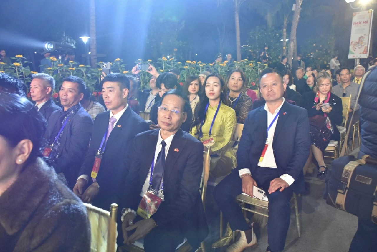 Khai mạc Home Hanoi Xuan 2026 – 'Phúc Mã Phi Xuân' tại phía Tây Hà Nội