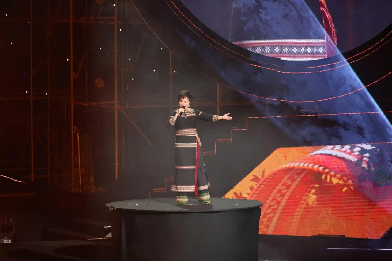 Đường Xuân đất Việt