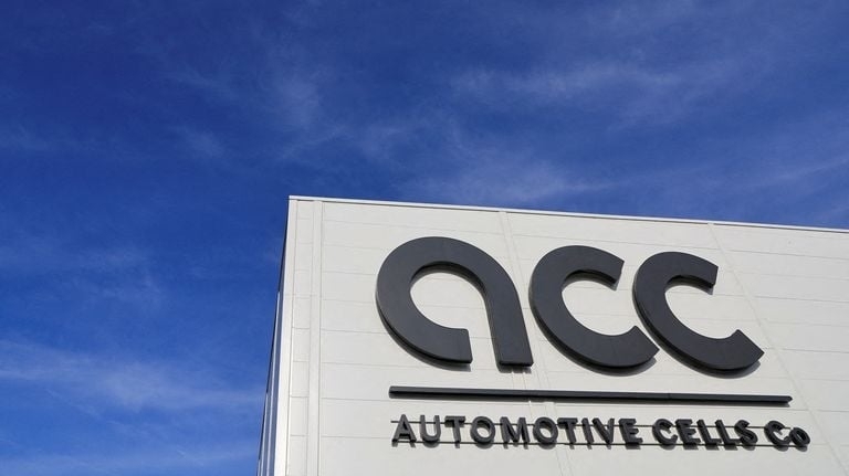 Kế hoạch xây dựng hai nhà máy pin quy mô lớn ở châu Âu bất ngờ bị 'hủy bỏ vĩnh viễn' vì một lý do