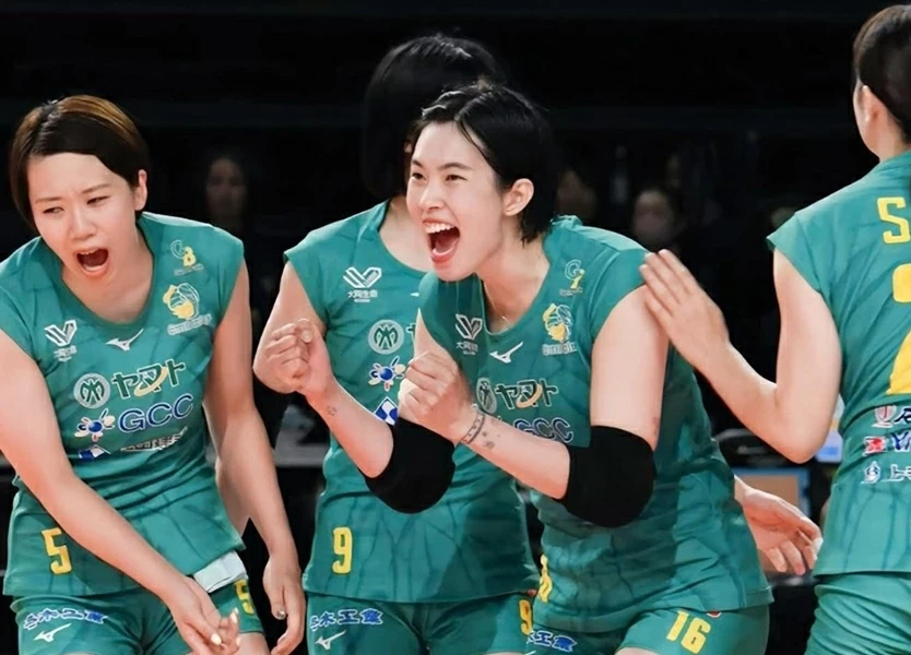 Đại sứ Việt Nam tại Pháp Trịnh Đức Hải trao bản sao Quốc thư cho Bộ châu Âu và Ngoại giao Pháp Đại sứ Việt Nam tại Pháp Trịnh Đức Hải trao bản sao Quốc thư cho Bộ châu Âu và Ngoại giao Pháp