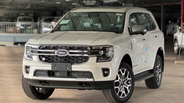 Cập nhật bảng giá xe hãng Ford mới nhất tháng 2/2026