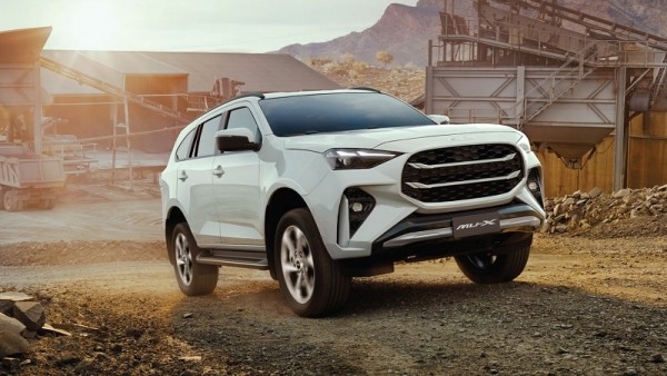 Cập nhật bảng giá xe hãng Isuzu mới nhất tháng 2/2026