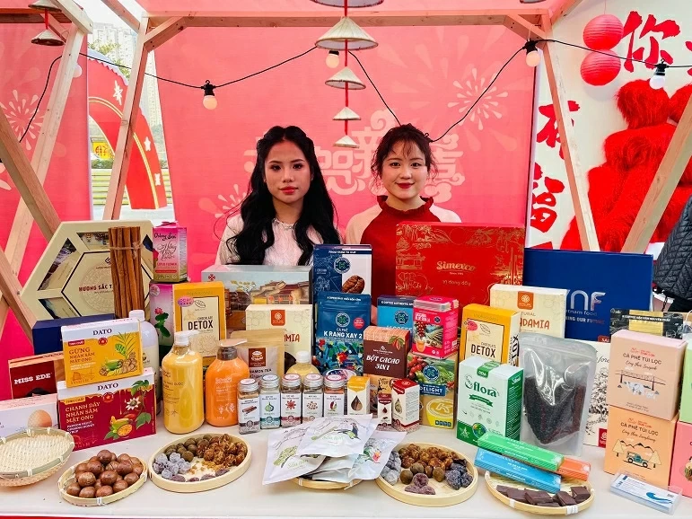 Quảng bá văn hóa ẩm thực và các sản phẩm tiêu dùng độc đáo của Việt Nam tại Hội chợ quốc tế mùa Xuân Trùng Khánh Quảng bá văn hóa ẩm thực và các sản phẩm tiêu dùng độc đáo của Việt Nam tại Hội chợ quốc tế mùa Xuân Trùng Khánh