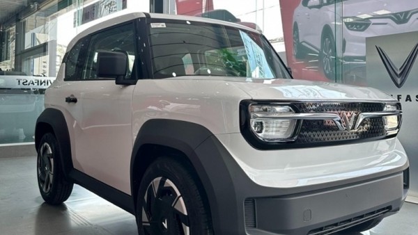 Cận cảnh xe điện VinFast VF 3 Plus vừa về đại lý, giá 315 triệu đồng