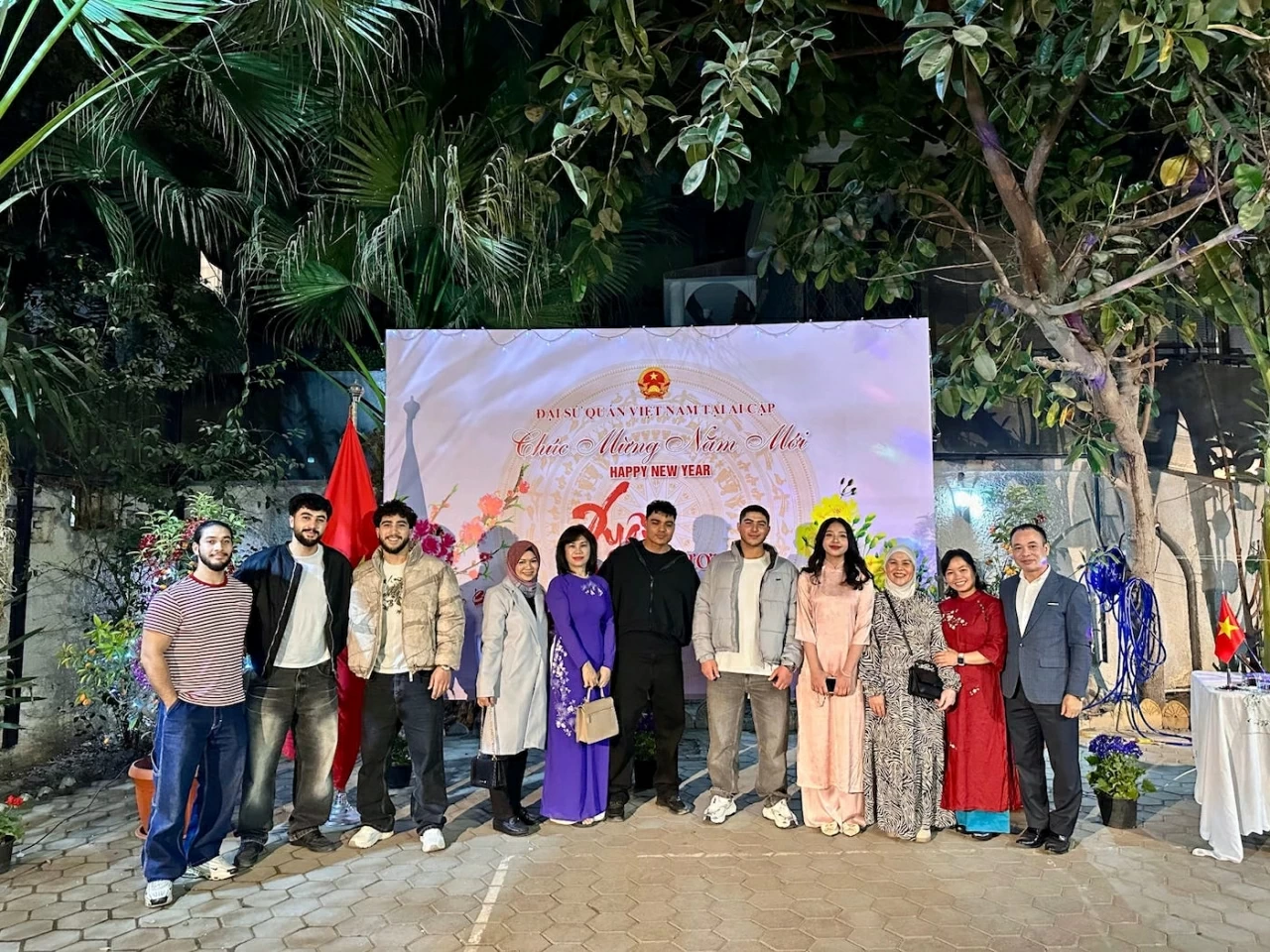 Xuân Quê hương ấm áp tại Ai Cập