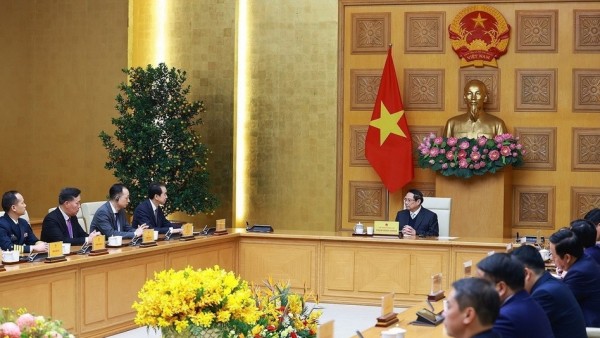 Prime Minister Pham Minh Chinh receives Chinese Ambassador to Vietnam He Wei