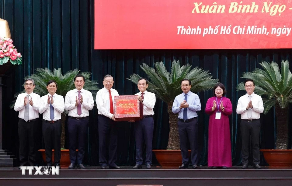 Tổng Bí thư: Thành phố Hồ Chí Minh cần tiếp tục vai trò dẫn dắt tăng trưởng Tổng Bí thư: Thành phố Hồ Chí Minh cần tiếp tục vai trò dẫn dắt tăng trưởng