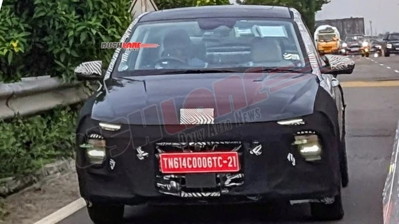 Hyundai Accent 2026 tiếp tục lộ diện với ngoại hình mới mẻ
