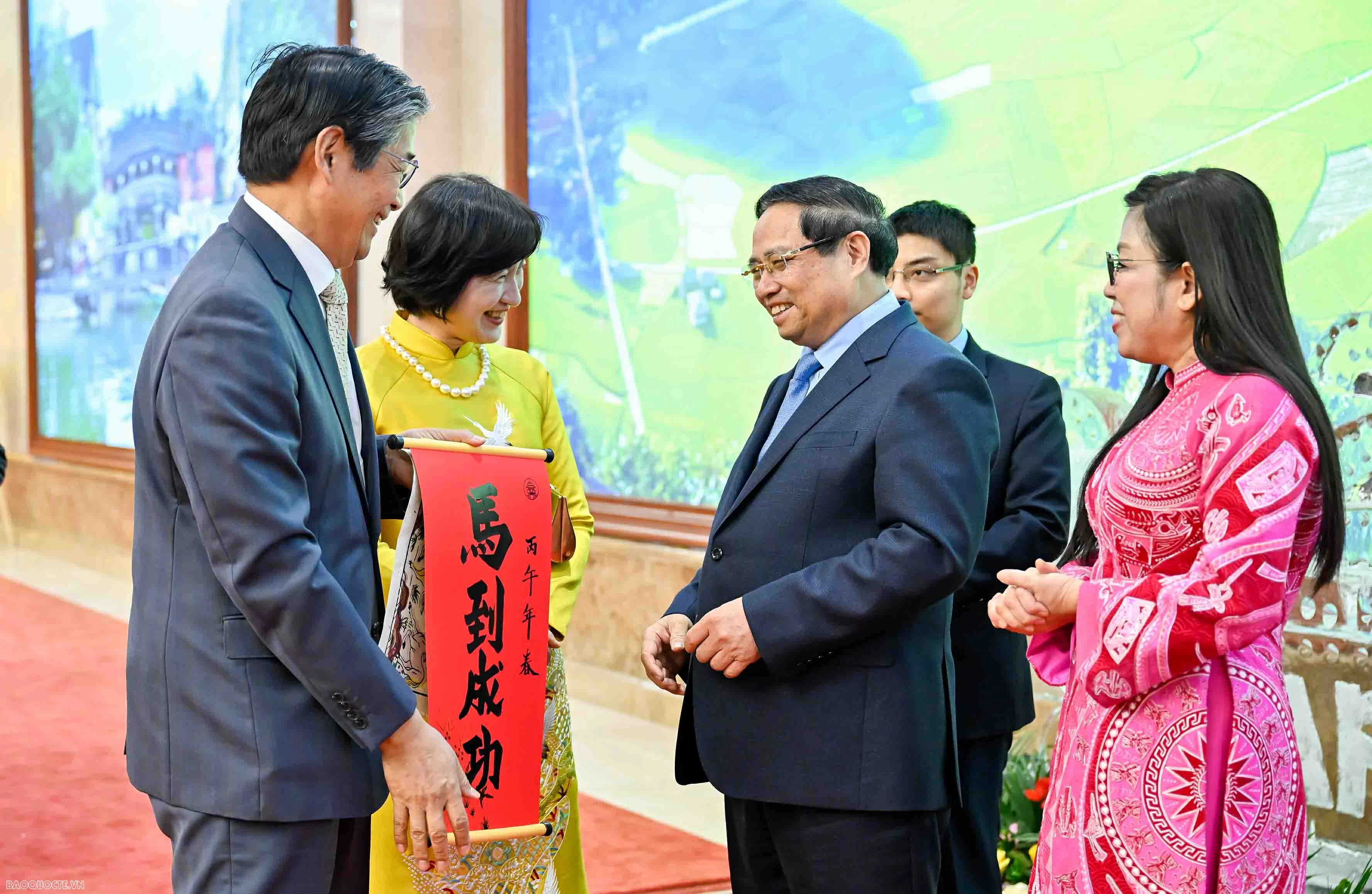 Thủ tướng Phạm Minh Chính và Phu nhân chiêu đãi Đoàn Ngoại giao xuân Bính Ngọ