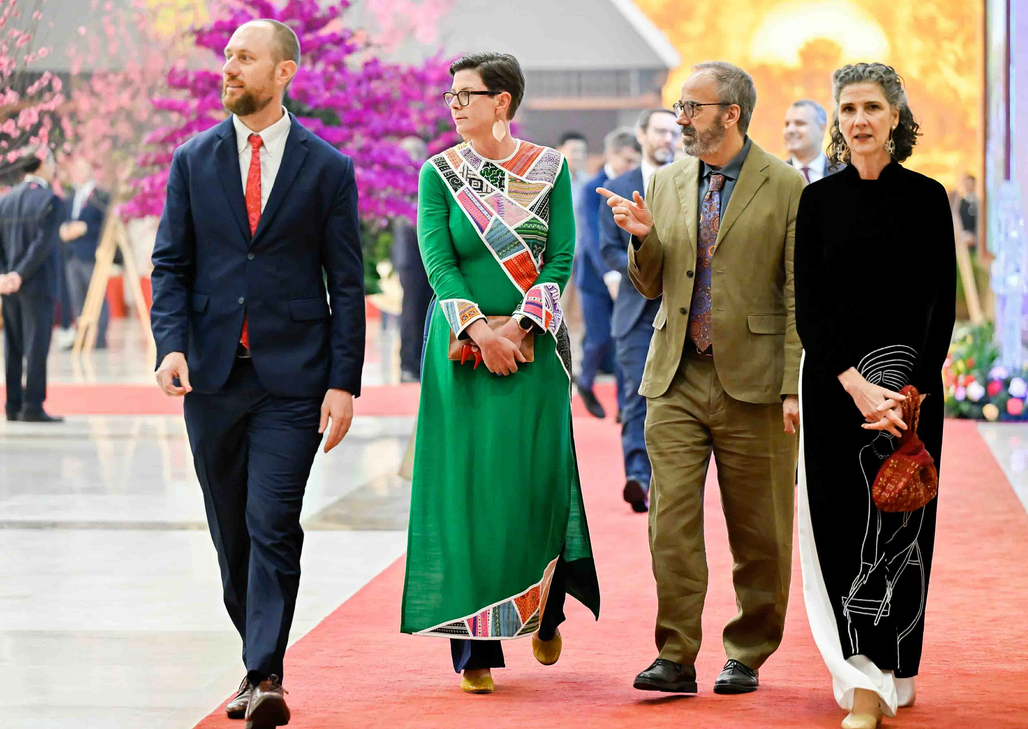 Thủ tướng Phạm Minh Chính và Phu nhân chiêu đãi Đoàn Ngoại giao xuân Bính Ngọ