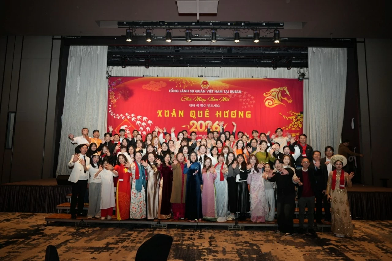 Dấu ấn Xuân Quê hương 2026: Tết sum vầy lần đầu tiên tại thành phố cảng Busan Dấu ấn Xuân Quê hương 2026: Tết sum vầy lần đầu tiên tại thành phố cảng Busan