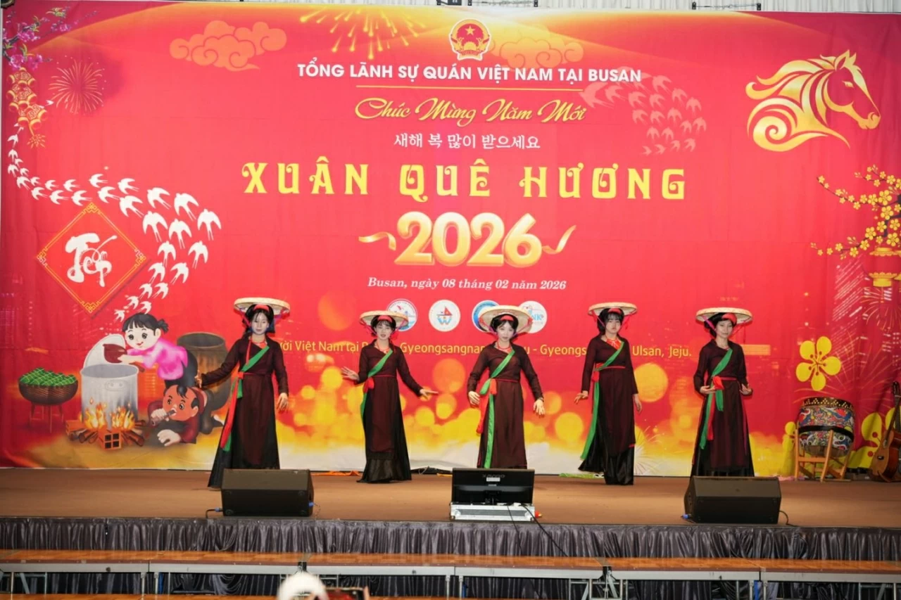 Dấu ấn Xuân Quê hương 2026: Tết sum vầy lần đầu tiên tại thành phố cảng Busan Dấu ấn Xuân Quê hương 2026: Tết sum vầy lần đầu tiên tại thành phố cảng Busan