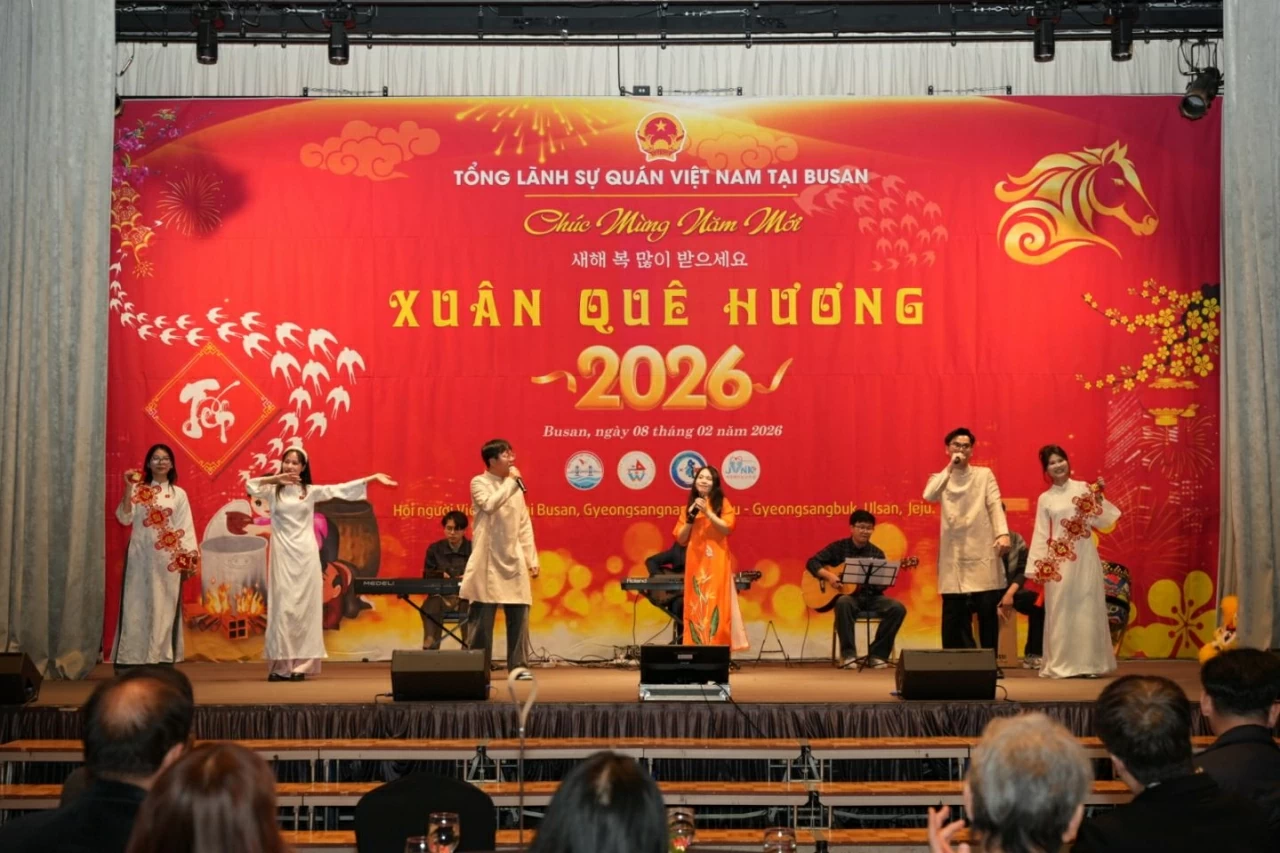 Dấu ấn Xuân Quê hương 2026: Tết sum vầy lần đầu tiên tại thành phố cảng Busan Dấu ấn Xuân Quê hương 2026: Tết sum vầy lần đầu tiên tại thành phố cảng Busan
