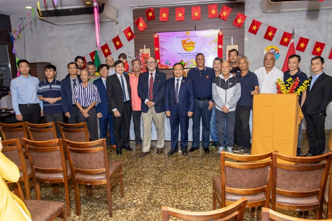 xuân quê hương tại brazil