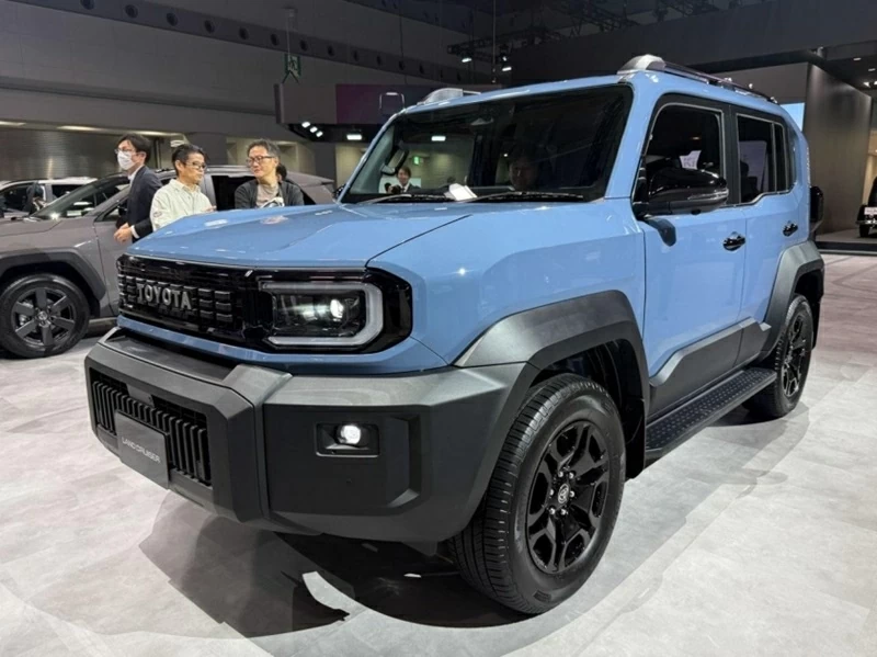 SUV off-road Toyota Land Cruiser FJ lộ diện tại Thái Lan SUV off-road Toyota Land Cruiser FJ lộ diện tại Thái Lan