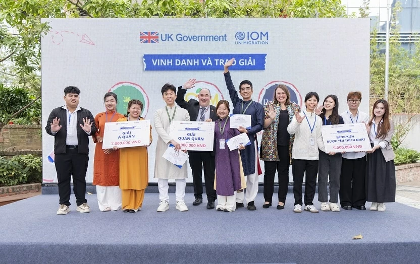 Tôn vinh các sáng kiến do thanh niên kiến tạo nhằm thúc đẩy di cư an toàn và phòng, chống mua bán người Tôn vinh các sáng kiến do thanh niên kiến tạo nhằm thúc đẩy di cư an toàn và phòng, chống mua bán người