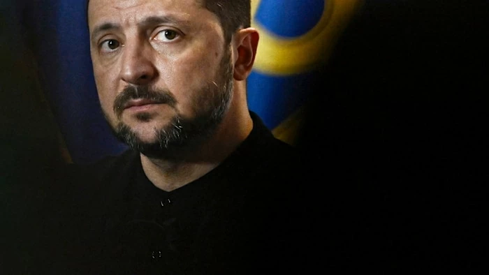 Ukraine lên kế hoạch tổ chức bầu cử tổng thống và trưng cầu dân ý về thỏa thuận hòa bình với Nga Ukraine lên kế hoạch tổ chức bầu cử tổng thống và trưng cầu dân ý về thỏa thuận hòa bình với Nga