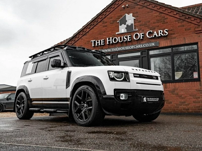 Cập nhật bảng giá xe hãng Land Rover mới nhất tháng 2/2026.