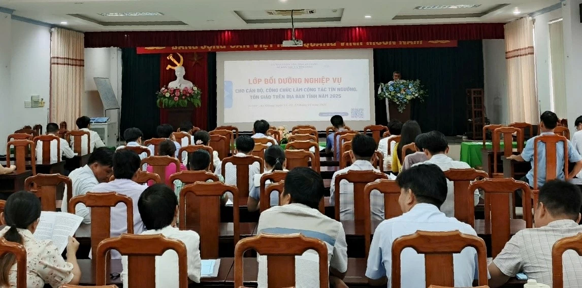An Giang - Mảnh đất cho nhiều đức tin cùng đồng hành, phát triển An Giang - Mảnh đất cho nhiều đức tin cùng đồng hành, phát triển