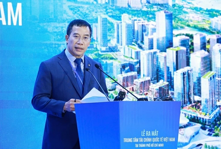 Ông Lưu Trung Thái, Chủ tịch HĐQT MB Bank phát biểu tại Lễ ra mắt.